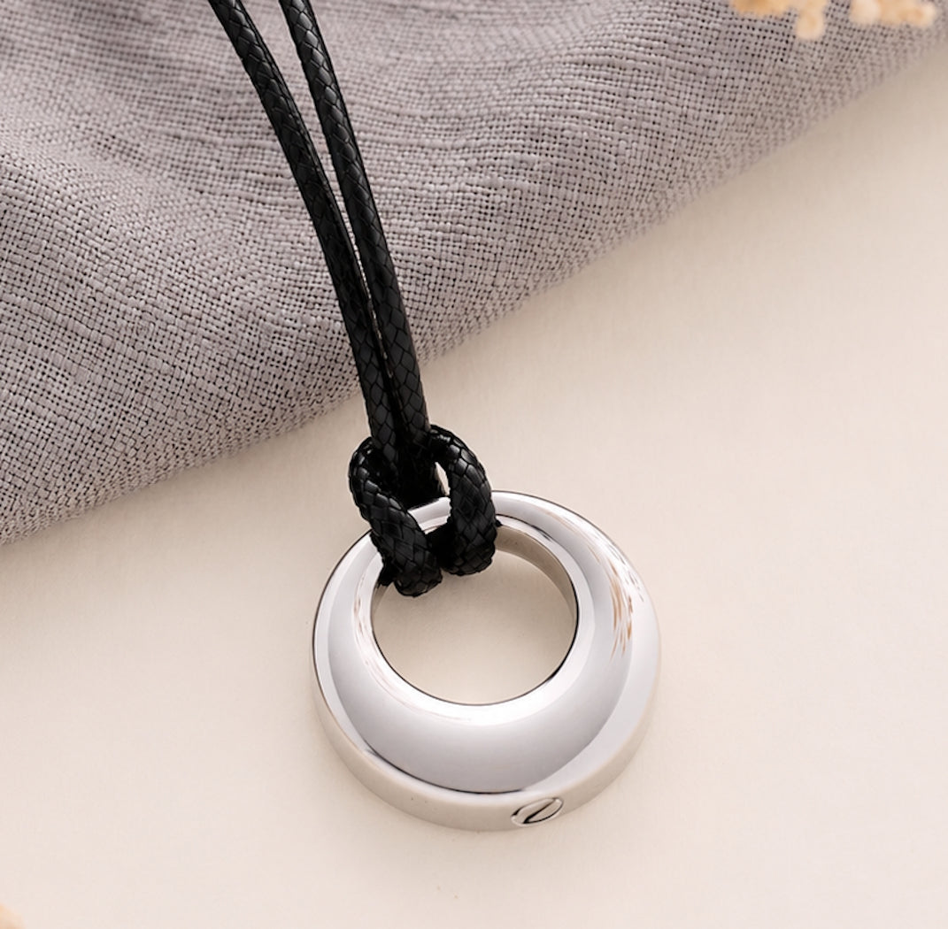Silver Men’s Eternity Cremation Necklace made from Stainless Steel