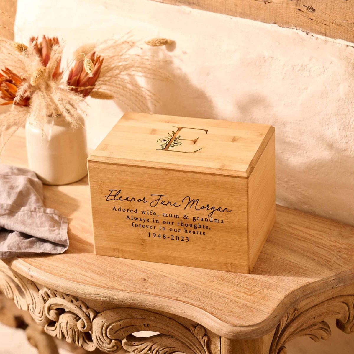 Personalised bamboo wood cremation urn with floral engraving – eco-friendly wooden urn for ashes