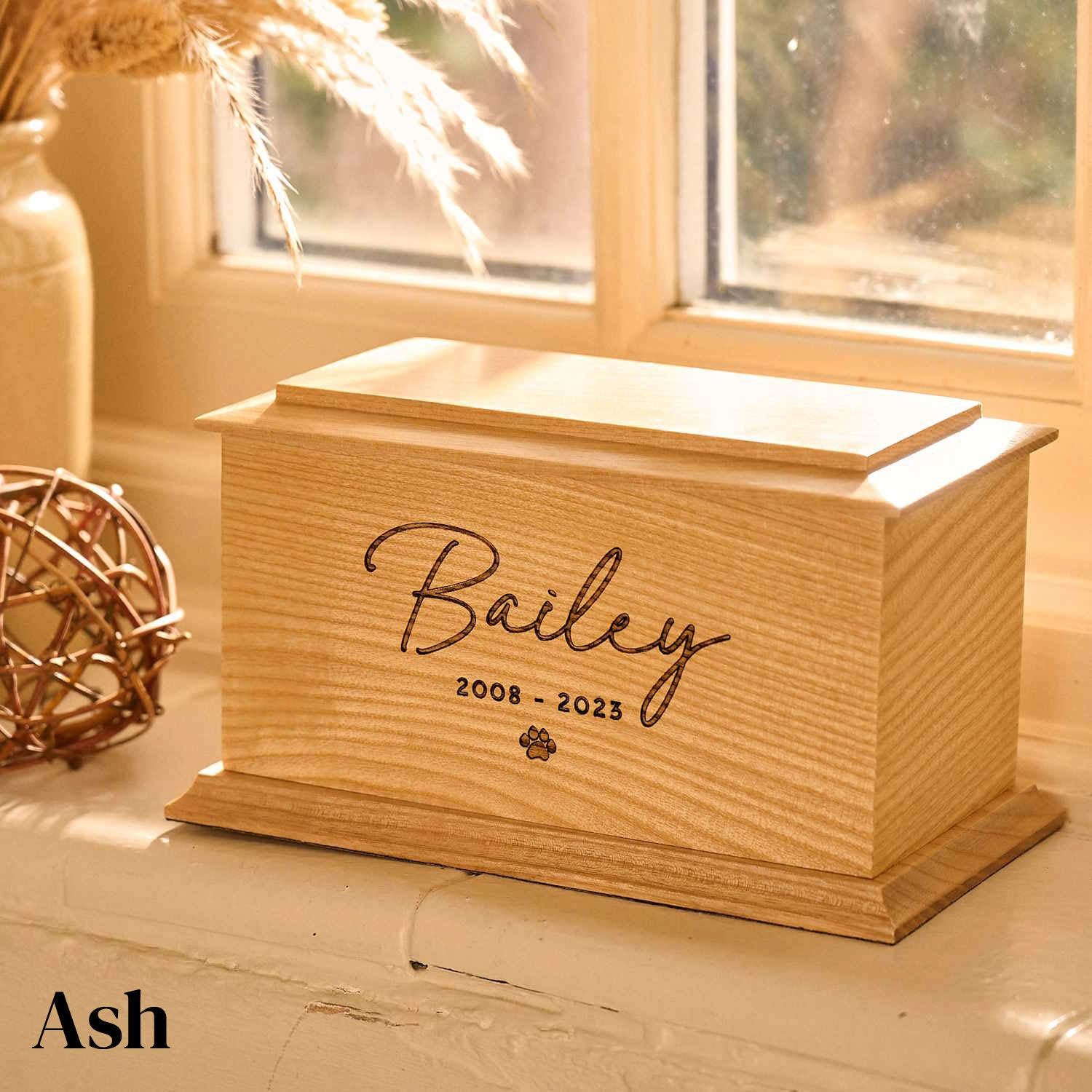 Pet ashes keepsake box with personalised engraving