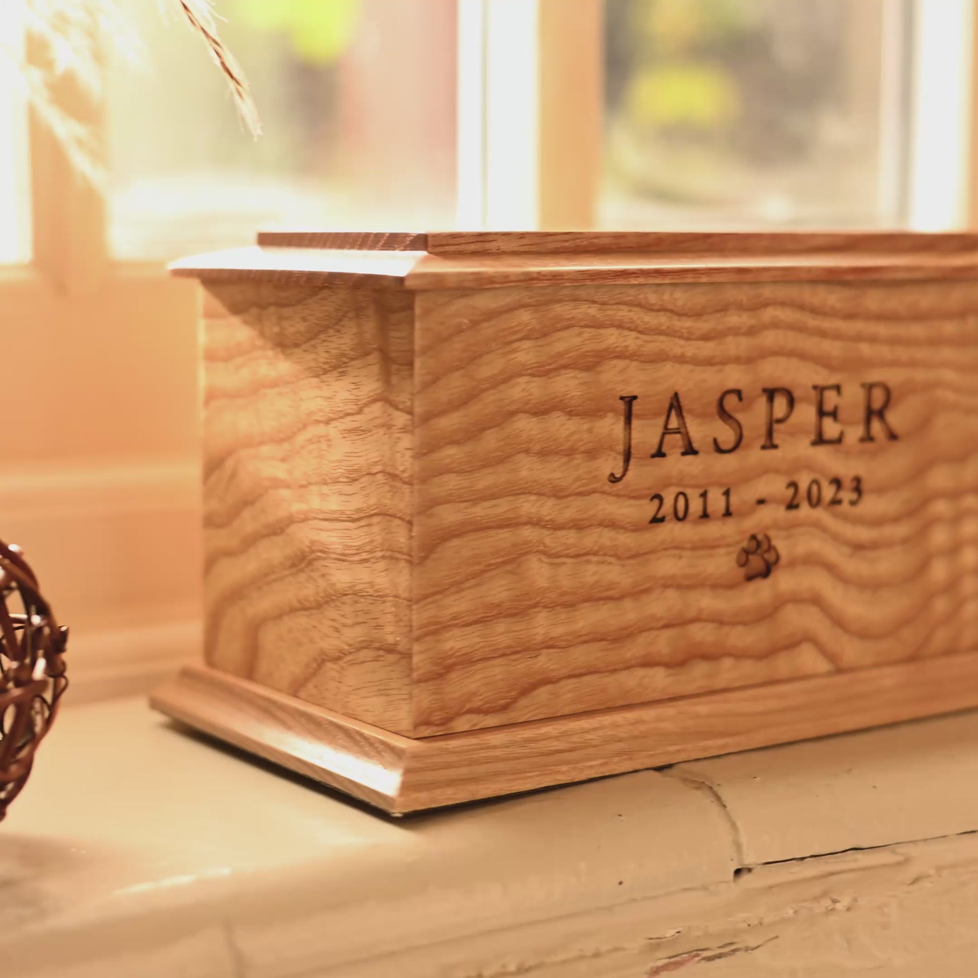 Overview video of personalised wooden pet cremation urn