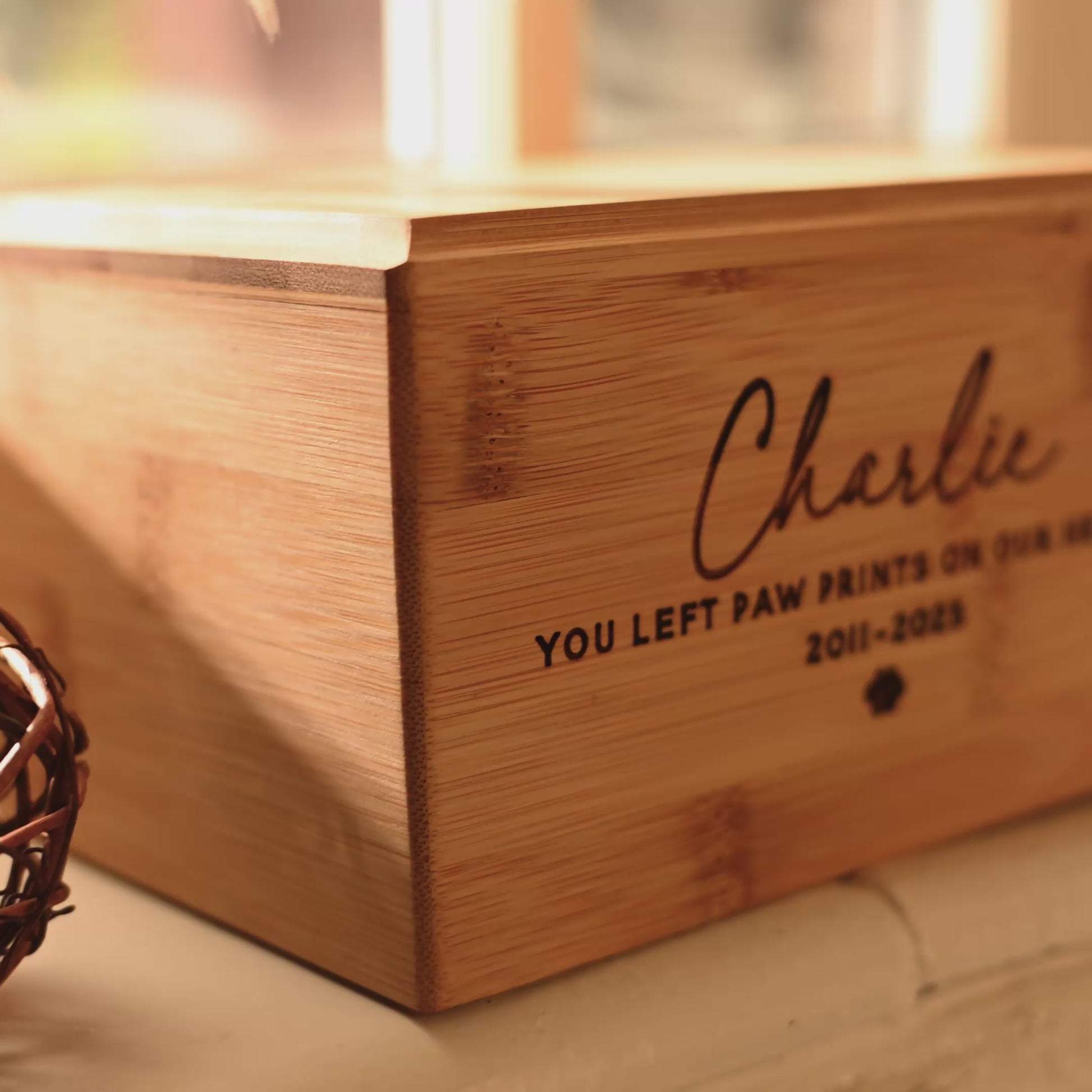 A video showing close ups of a cremation urn for pets. Bespoke pet urn.
